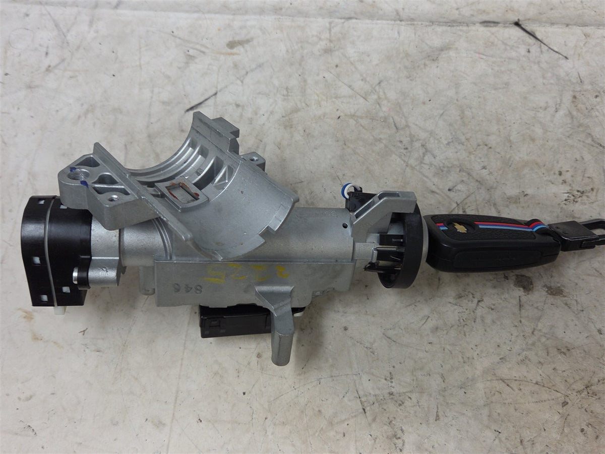 Used OEM 2010-2013 CAMARO IGNITION SWITCH LOCK HOUSING & MATCHING KEY, actual item photo 2