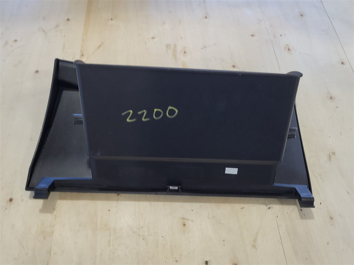 Used OEM 2016-2024 CAMARO GLOVE BOX WITH LATCH BLACK 84208163, actual item photo 7