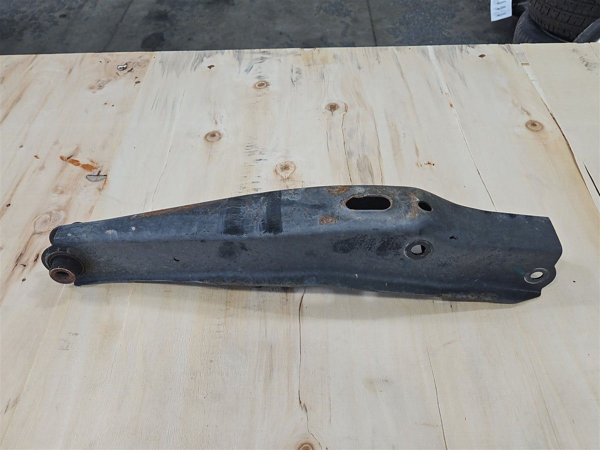 Used OEM 2010-2015 CAMARO REAR LOWER CONTROL ARM DRIVER LH OR, actual item photo 1