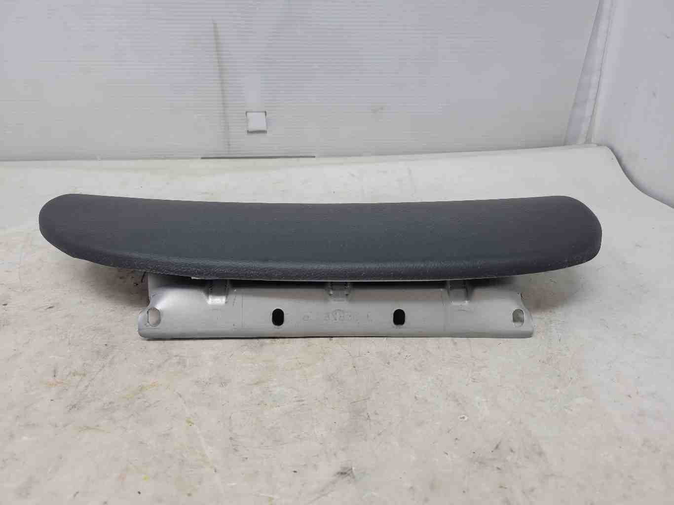 2006 GTO RH PASSENGER DASH COVER BLACK 356 - image 4