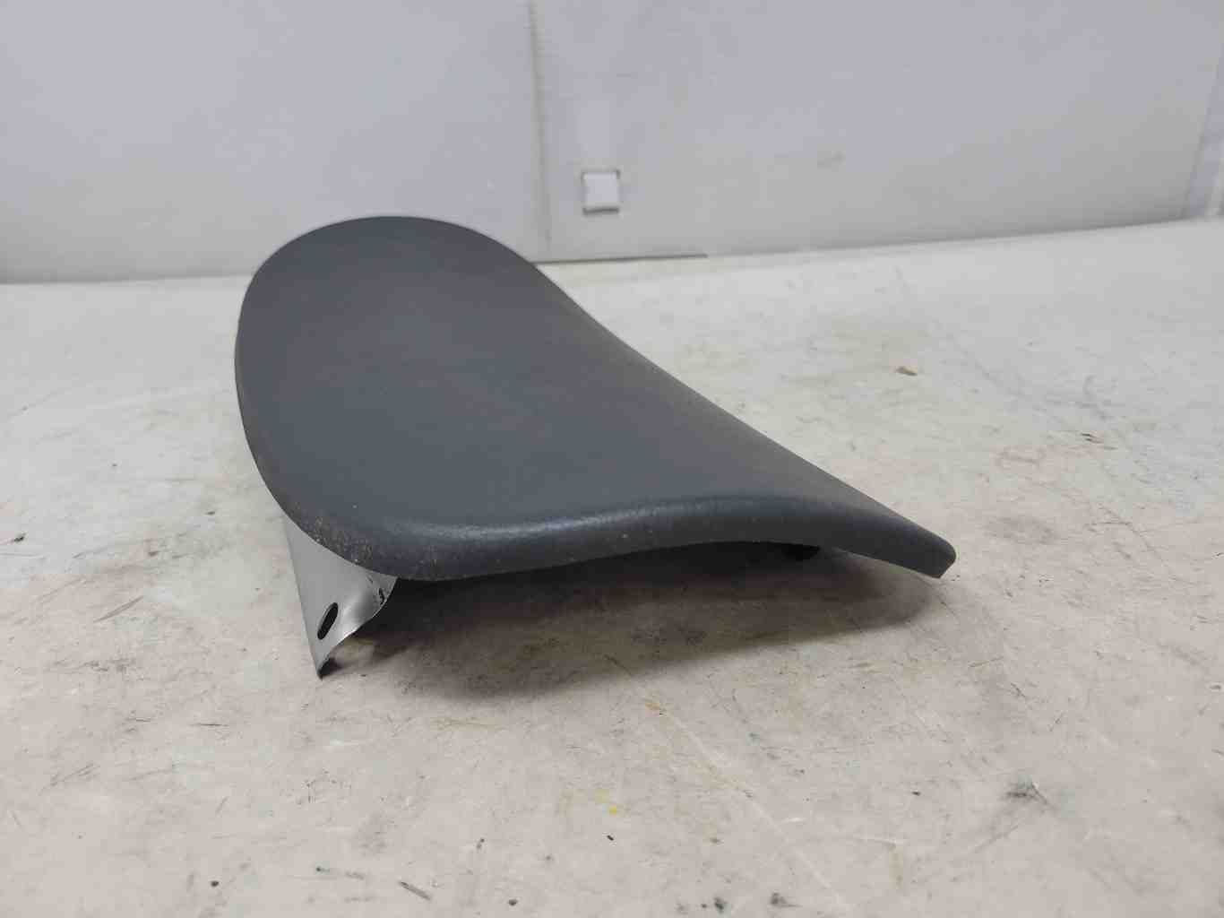 2006 GTO RH PASSENGER DASH COVER BLACK 356 - image 5