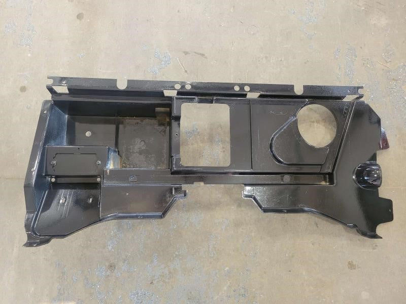 2019 POLUTV REAR LOWER CLOSE OFF PANEL SPLASH GU 361 - image 1