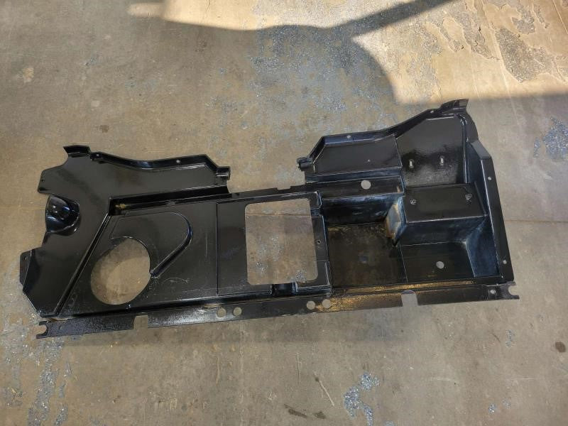 2019 POLUTV REAR LOWER CLOSE OFF PANEL SPLASH GU 361 - image 3