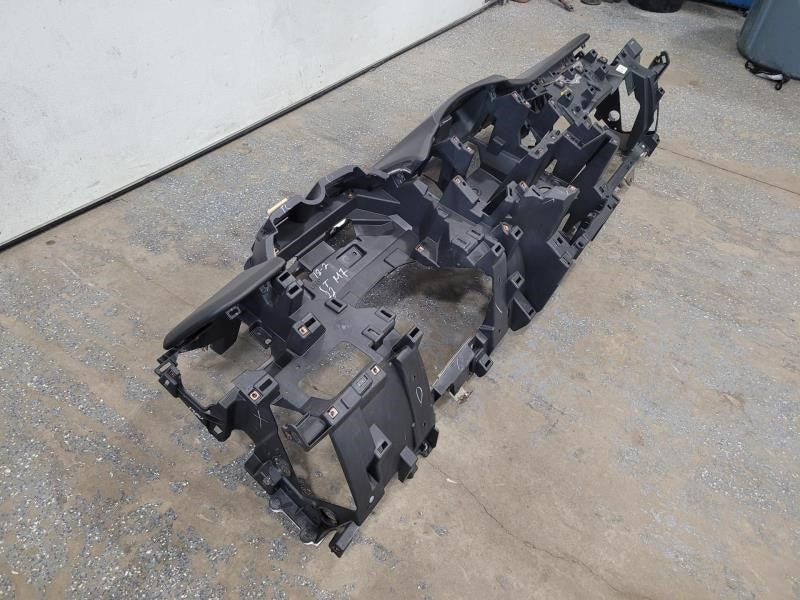 2015 YUKON BLACK DENALI DASH 36 - image 3