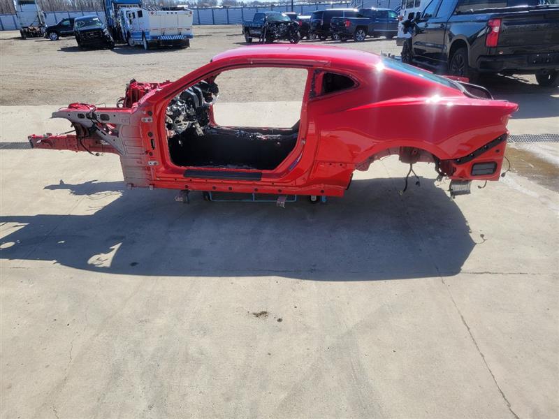 2020 CAMARO BARE REAR CLIP/SHELL RED 397 - image 1