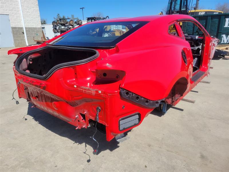 2020 CAMARO BARE REAR CLIP/SHELL RED 397 - image 11