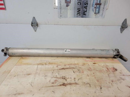 2015 ESCALAESV REAR DRIVE SHAFT AAVN 23147489 4WD 6 437 - image 1