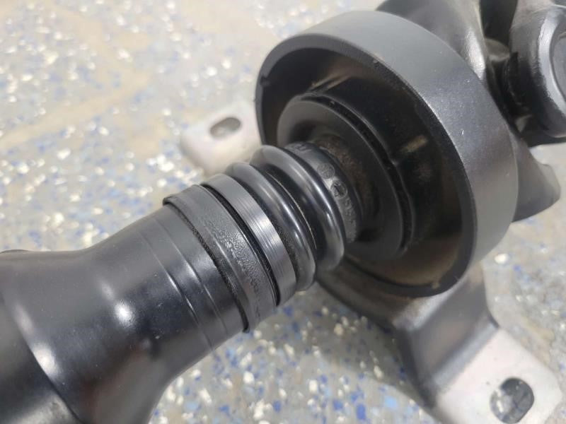 2020 CAMARO REAR DRIVESHAFT SS 6.2L MANUAL 84553 438 - image 4