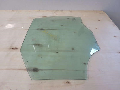 2010 CTS RH PASSENGER REAR DOOR GLASS 451 - image 4
