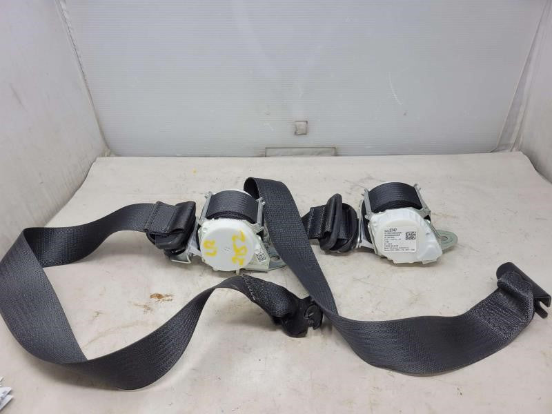 2018 SILVRDO15 LH & RH REAR SEAT BELT RETRACTORS BL 463 - image 5