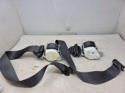 2018 SILVRDO15 LH & RH REAR SEAT BELT RETRACTORS BL 463 - image 5