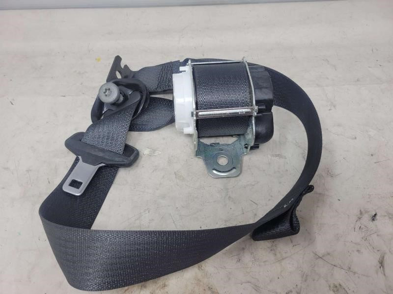 2020 SIERRA150 RH PASSENGER REAR CREW CAB SEAT BELT 466 - image 4