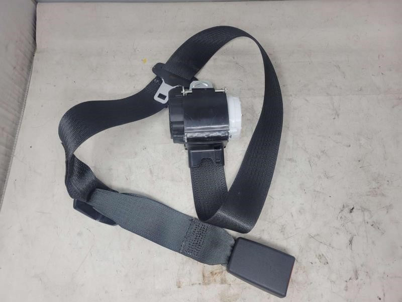 2020 SIERRA150 CENTER REAR CREW CAB SEAT BELT RETRA 467 - image 1