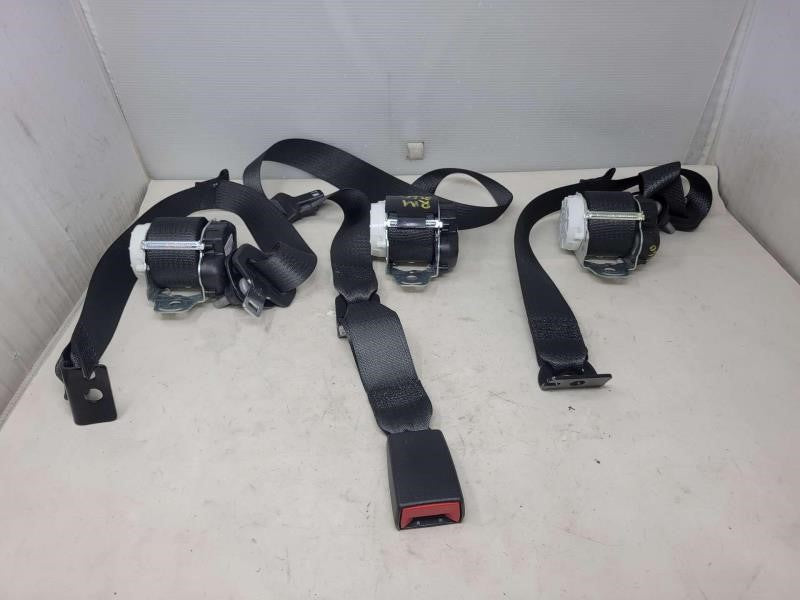2021 SIERRA150 SECOND ROW SEAT BELT RETRACTORS LH R 469 - image 5