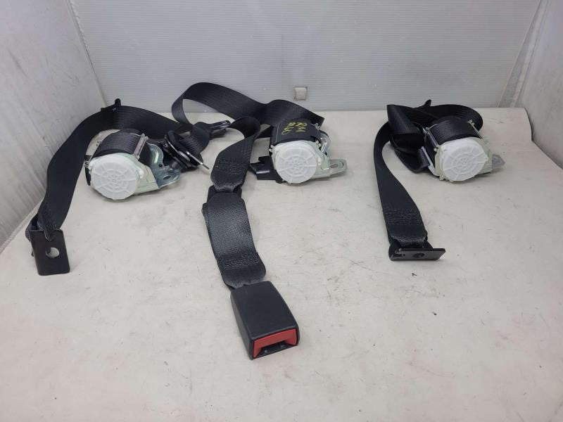 2021 SIERRA150 SECOND ROW SEAT BELT RETRACTORS LH R 469 - image 6