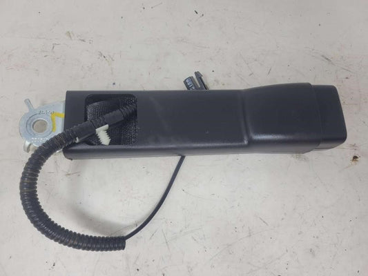 2010 YUKONXL15 LH DRIVER REAR SEAT BELT BUCKLE BLAC 475 - image 1
