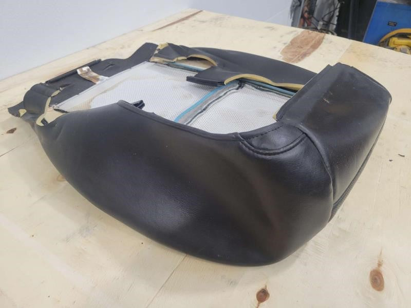 2009 YUKON RH PASSENGER FRONT BOTTOM SEAT COVER 484 - image 7