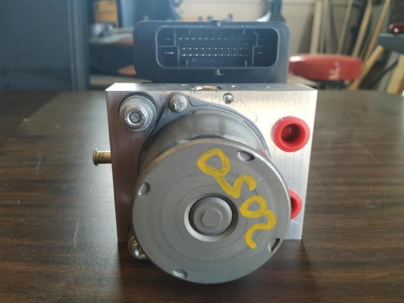 2018 CAMARO SS ABS PUMP/MODULE 84244636 5 - image 1