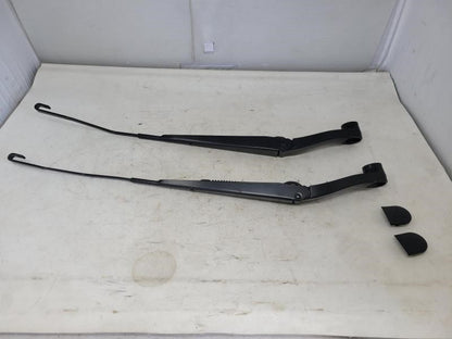 2017 ESCALADE WIPER ARMS, PAIR 604 - image 1
