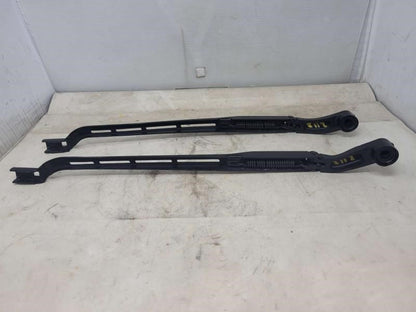 2018 SILVRDO15 WIPER ARMS, PAIR 609 - image 3