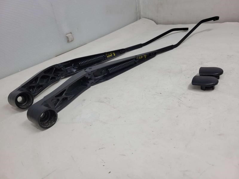 2020 SIERRA150 FRONT WINDSHIELD WIPER ARMS LH RH 611 - image 4