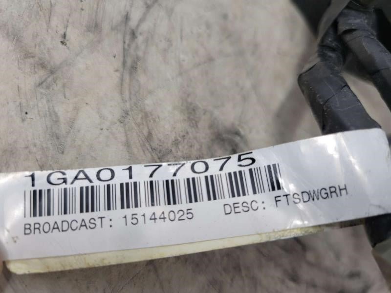 2005 CTS RH PASSENGER FRONT DOOR WIRING WIRE 614 - image 6