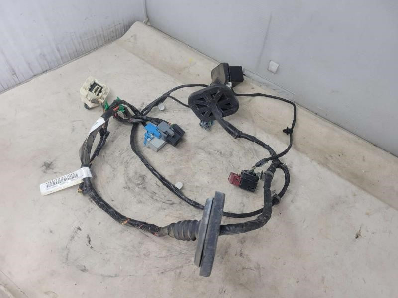2005 CTS RH PASSENGER REAR DOOR WIRING WIRE H 615 - image 3