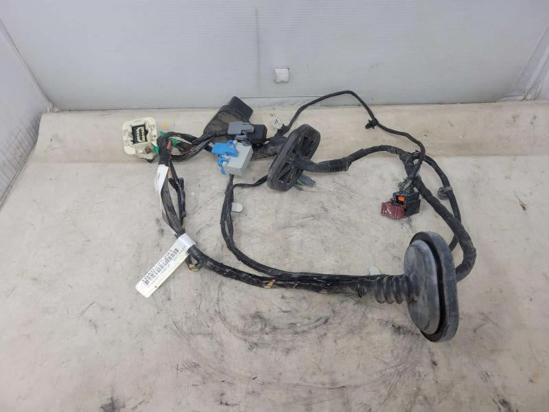 2005 CTS RH PASSENGER REAR DOOR WIRING WIRE H 615 - image 5