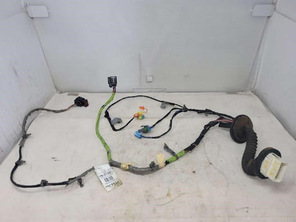 2008 ESCALADE RH PASSENGER REAR DOOR WIRING HARNES 621 - image 1