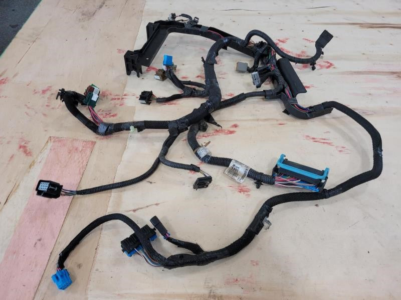 2013 YUKON LH FRONT SEAT HARNESS 8 WAY POWER W/ 638 - image 1