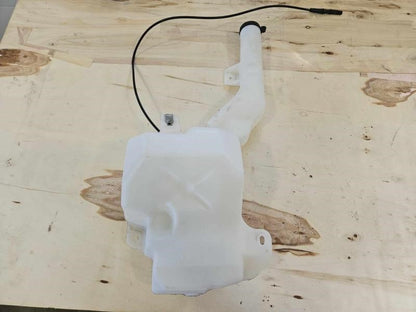 2018 SILVRDO15 WINDSHIELD WASHER FLUID BOTTLE & PUM 760 - image 1