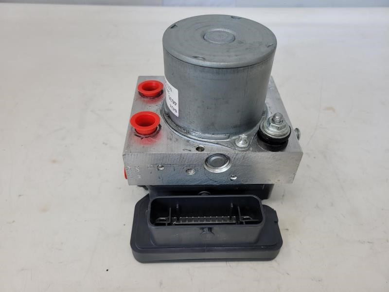 2018 CAMARO 6.2L SS ABS PUMP & MODULE 9K MILES 7 - image 4