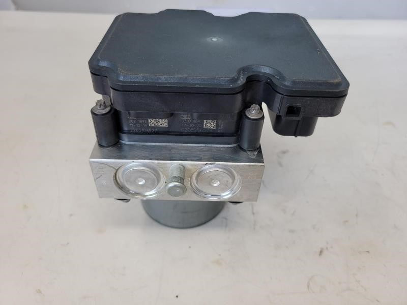 2018 CAMARO 6.2L SS ABS PUMP & MODULE 9K MILES 7 - image 8