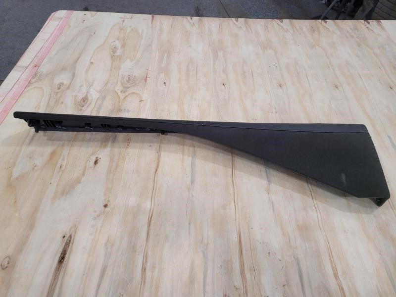 2018 ESCALAESV RH REAR DOOR PANEL UPPER TRIM, BLACK 800 - image 1