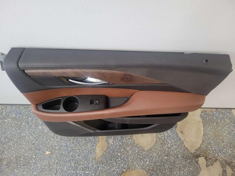 2015 ESCALAESV RH PASSENGER REAR DOOR PANEL TRIM VE 801 - image 2