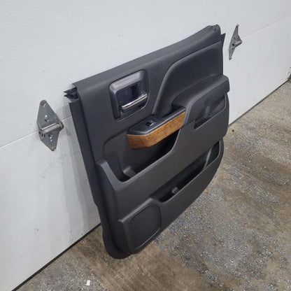 2018 SILVRDO15 RH PASSENGER REAR CREW CAB HIGH COUN 806 - image 2