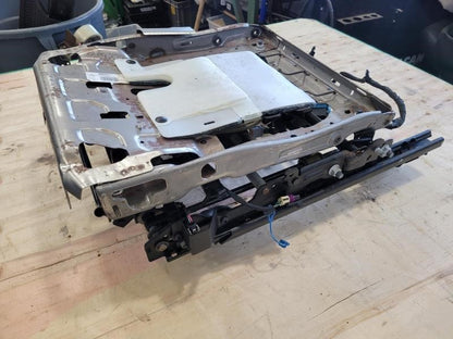 2014 ESCALAESV RH FRONT SEAT TRACK W/MOTORS, FULL P 837 - image 3