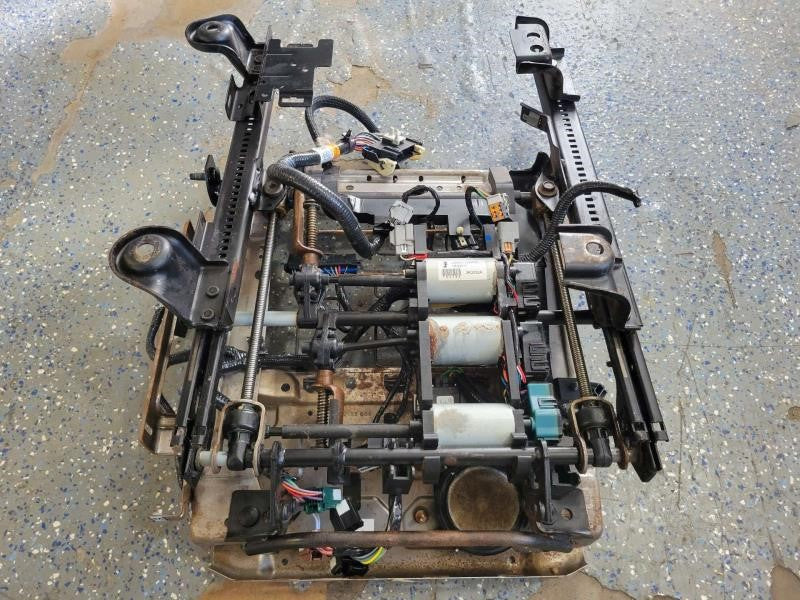 2009 YUKON LH DRIVER FRONT SEAT TRACK MOTORS AN 840 - image 7