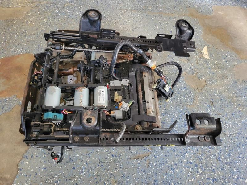 2009 YUKON LH DRIVER FRONT SEAT TRACK MOTORS AN 840 - image 8