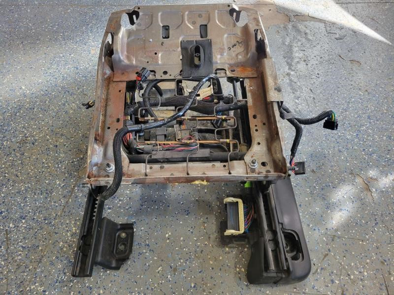 2009 YUKON RH PASSENGER FRONT SEAT TRACK MOTORS 841 - image 3