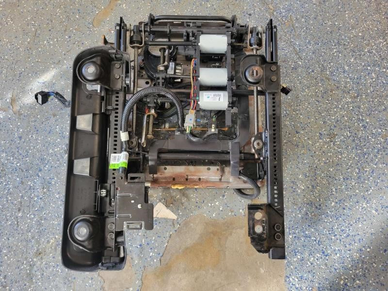 2009 YUKON RH PASSENGER FRONT SEAT TRACK MOTORS 841 - image 5