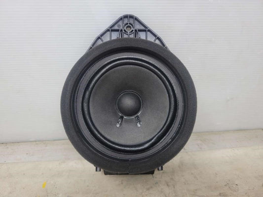 2020 SIERRA150 84584302 REAR DOOR BOSE SPEAKER 856 - image 1