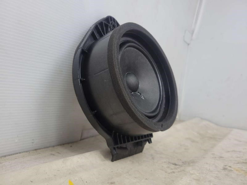 2020 SIERRA150 84584302 REAR DOOR BOSE SPEAKER 856 - image 3