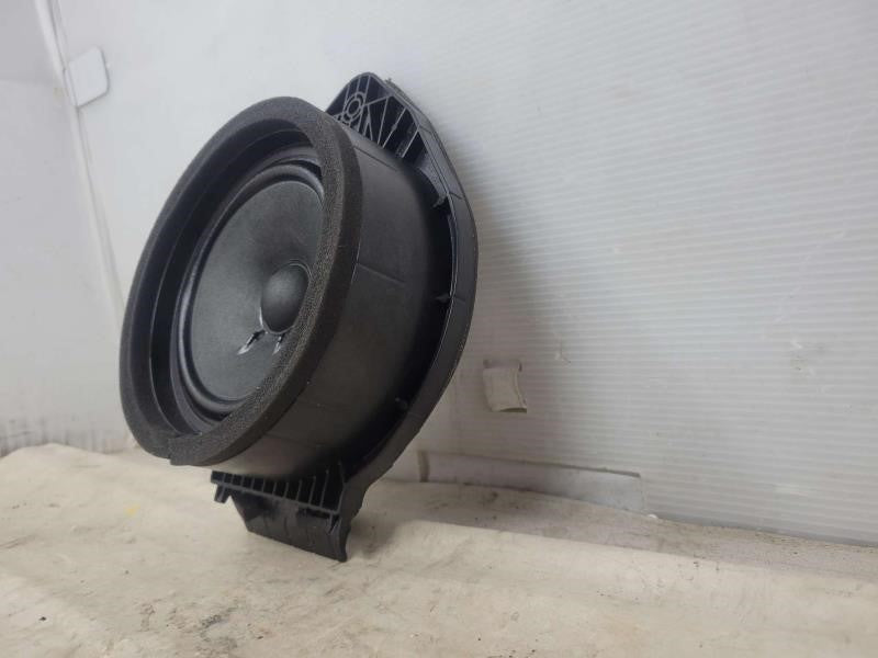 2020 SIERRA150 84584302 REAR DOOR BOSE SPEAKER 856 - image 4