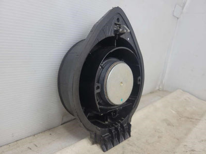 2020 SIERRA150 84584302 REAR DOOR BOSE SPEAKER 856 - image 6