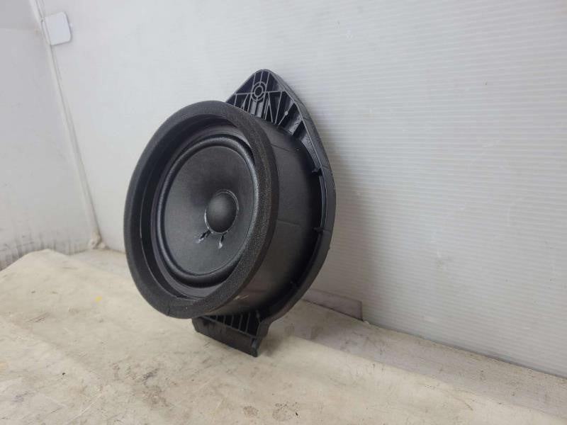 2020 SIERRA150 84584302 REAR DOOR BOSE SPEAKER 857 - image 4