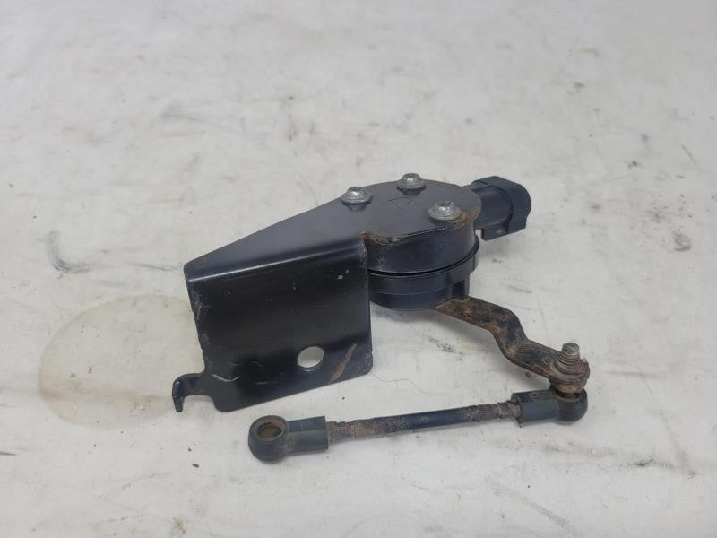 2017 ESCALADE PASSENGER REAR SUSPENSION RIDE HEIGH 927 - image 5