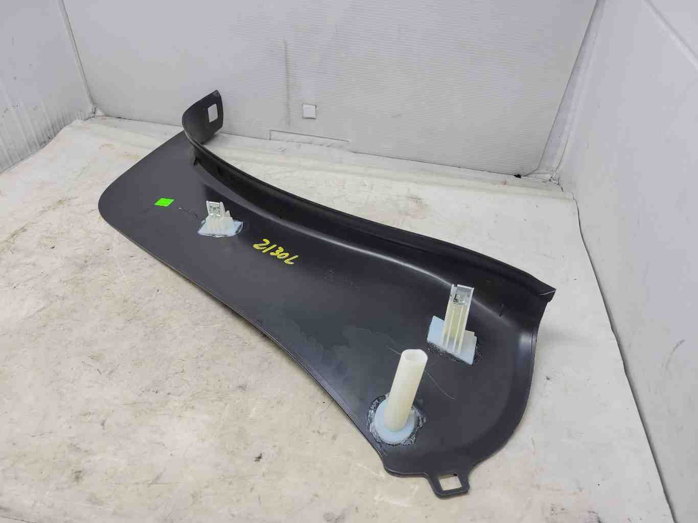 2011 CORVETTE LH & RH B PILLAR TRIM SEAT BELT COVE 939 - image 7
