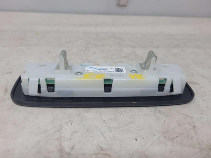 2020 SIERRA150 84281471 DOME LIGHT BLACK TRIM AT4 953 - image 4