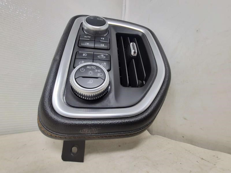 2020 SIERRA150 AT4 LH DRIVER DASH VENT TRIM 4x4 HEA 957 - image 4